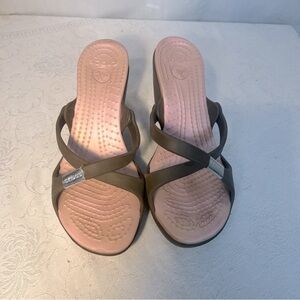 Crocs Cyprus Sandals Chocolate Cotton Candy 3.5” Heels  W9